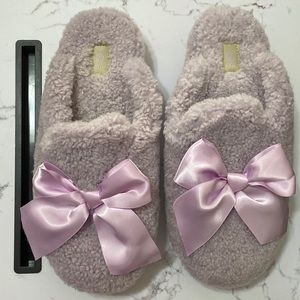 Ugg women slippers
